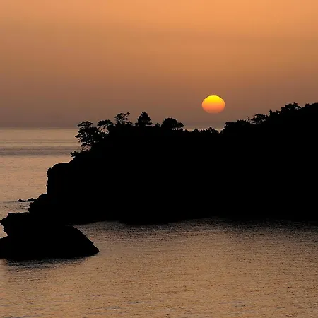 Prázdninový areál Turan Hill Lounge Faralya