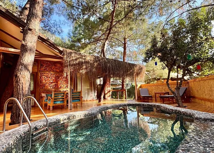 Aldeamento Turístico Turan Hill Lounge Faralya