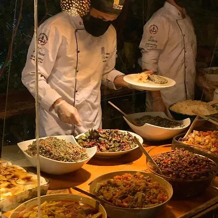 Turan Hill Lounge Фаралия