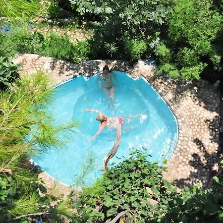 Turan Hill Lounge פארק נופש