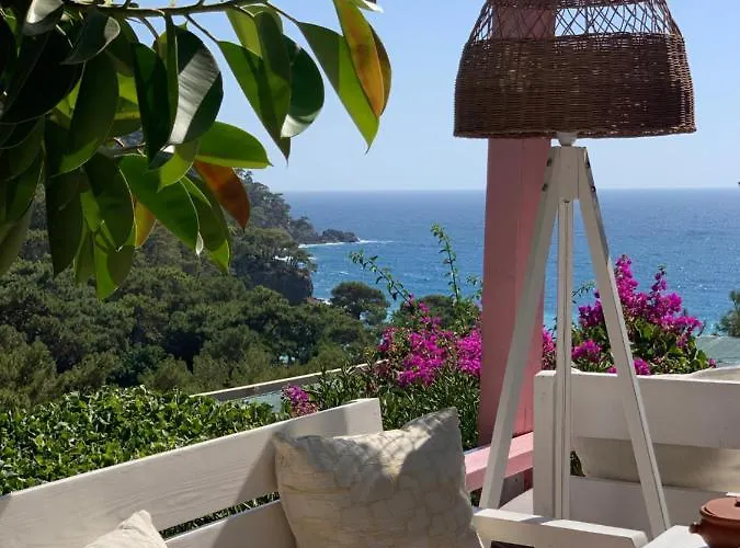 Turan Hill Lounge 4*