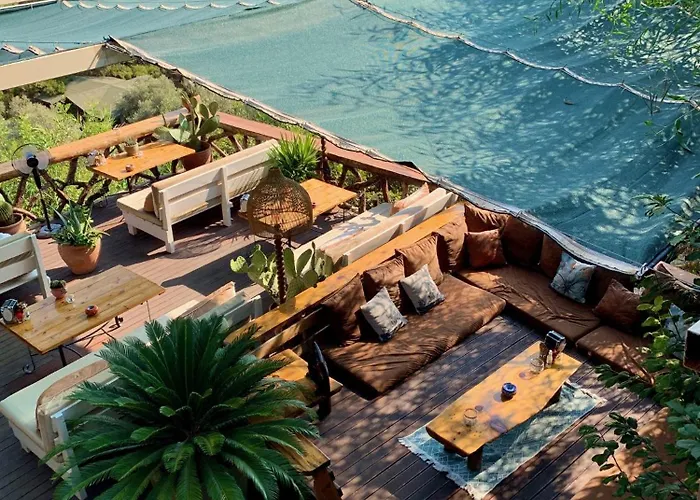 Üdülőpark Turan Hill Lounge Faralya